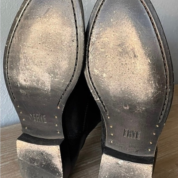 Frye Women's Melissa Button 2 Back Zipper Size 7 Black Leather Tall Boots - Picture 5 of 6